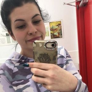 Meet your Posher, Megan